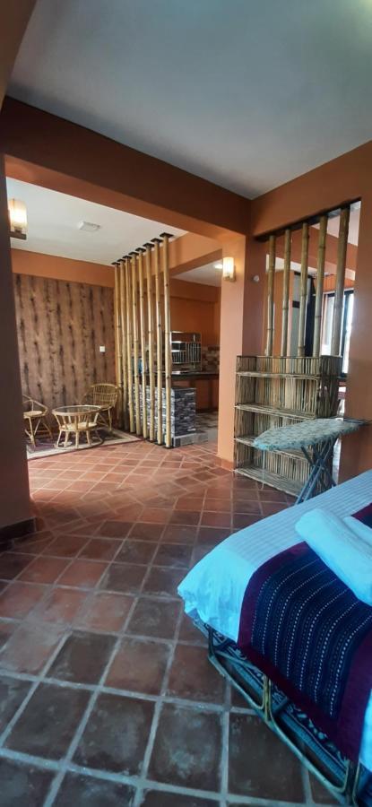 Looniva Guest House Lalitpur Exterior foto