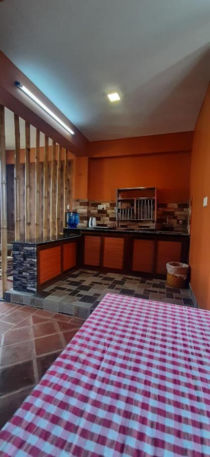 Looniva Guest House Lalitpur Exterior foto