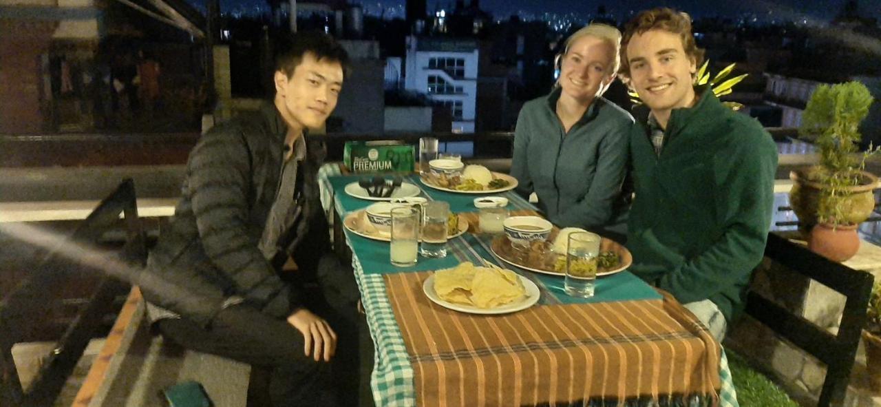Looniva Guest House Lalitpur Exterior foto